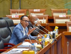 Pimpinan Komisi VII DPR Usir Dirut Krakatau Steel, Warganet: Kalah Debat Kok Ngamuk