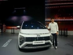 Shin Tae-yong Rasakan Sensai Hyundai STARGAZER GIIAS 2022