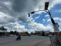 Segera Difungsikan, Traffic Light di Simpang Durian Dikonversi ke Tenaga Listrik 