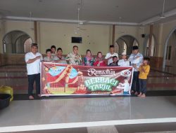 PMTI Bulungan Berbagi Takjil untuk Jemaah Masjid Agung dan RSUD Tanjung Selor 