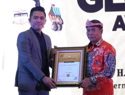 Gubernur Zainal Kembali Raih Penghargaan dari Seven Media Asia