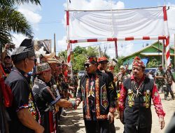 Gubernur Disambut Tarian Serta Acara Adat, Mubes dan Ilau Dayak Okolod Jadi Sarana Promosi Kebudayaan