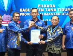 Demokrat Usung Said Agil-Hendrik di Pilkada Tana Tidung, Surat Dukungan Diserahkan Langsung Oleh AHY