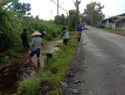 Antisipasi Banjir, DPUPR Bulungan Kerahkan Pasukan Bersihkan Drainase