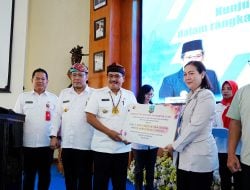 Pemprov Serahkan Bantuan Medis di Kabupaten Malinau