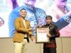 Gubernur Zainal Berhasil Raih Penghargaan The Best Leader Indonesia 2025