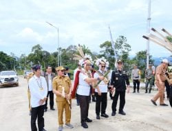 Sekretaris BNPP RI, Komjen Pol Makhruzi Rahman Kunjungi PLBN Long Nawang 